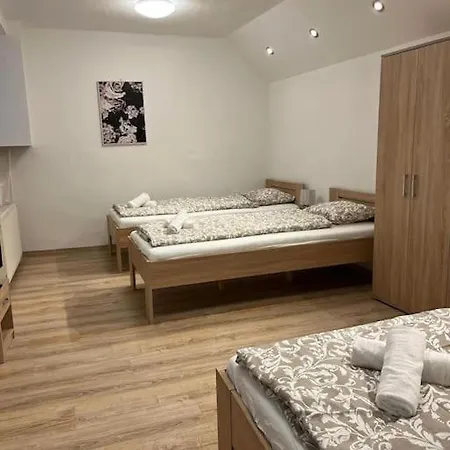 Bada Bing Plaza Apartmán